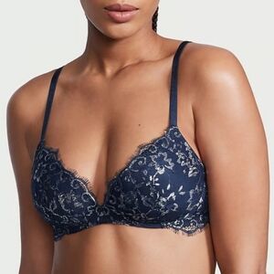 Victoria's Secret Dream Angel Allure Lace Wireless Bra Size 32DD New Without Tag